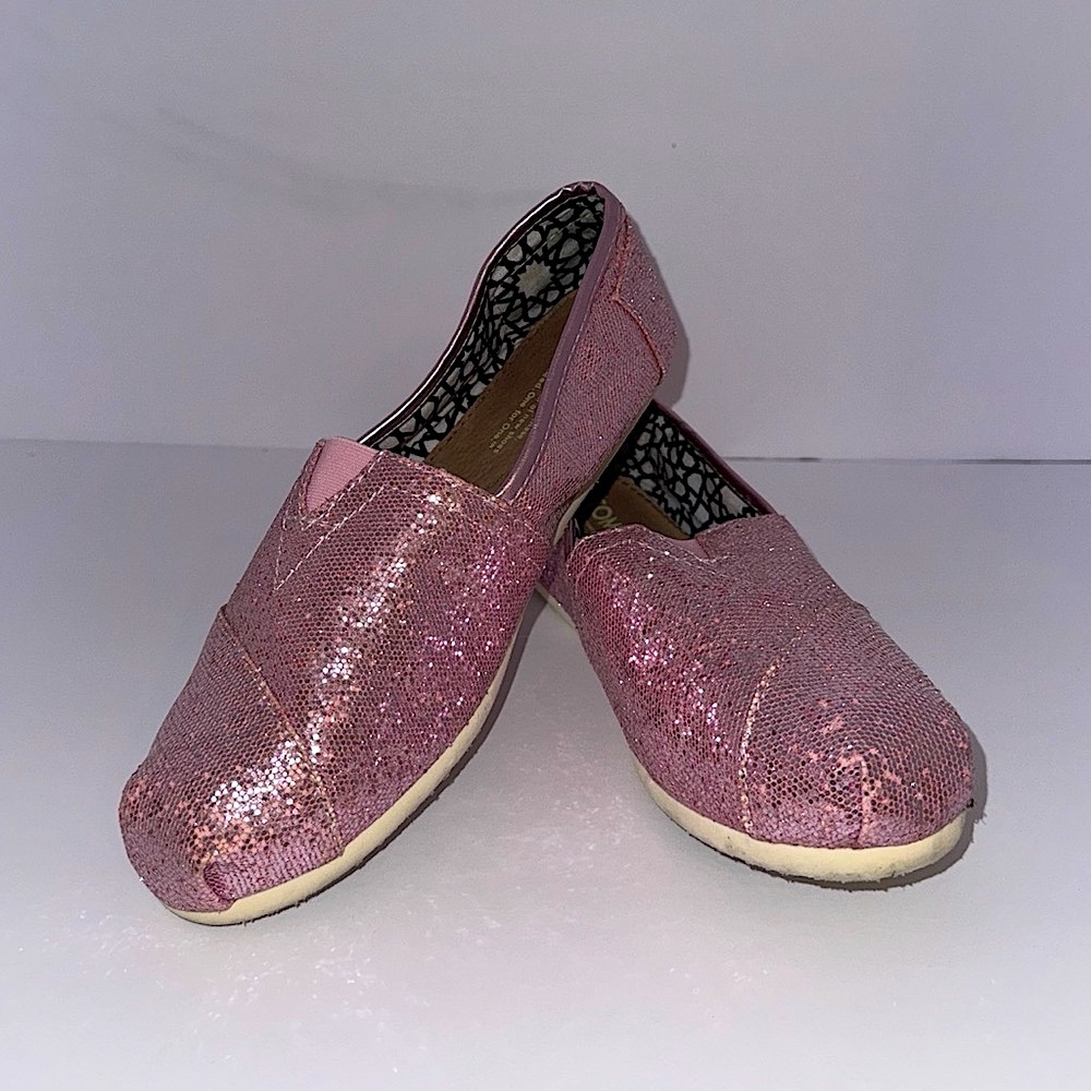 TOMS - WOMENS CLASSIC CANVAS SLIPON SHOES IN PINK GLITTER 8 GUC